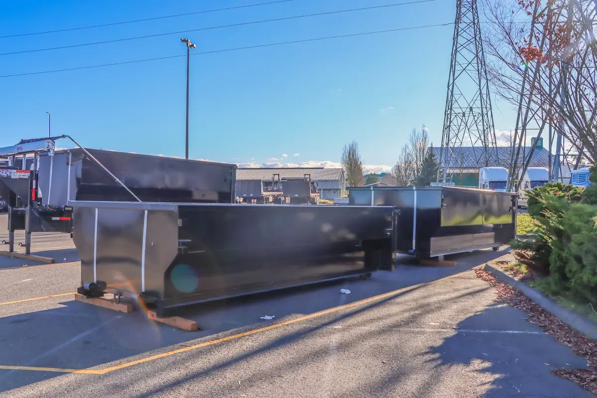 Professional dumpster rental and junk removal service in Marina